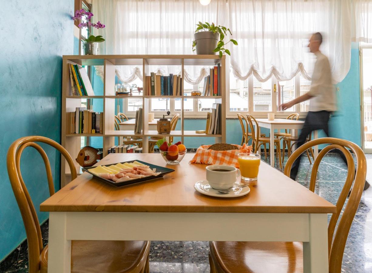 Hotel Greta B&B Rimini Kültér fotó