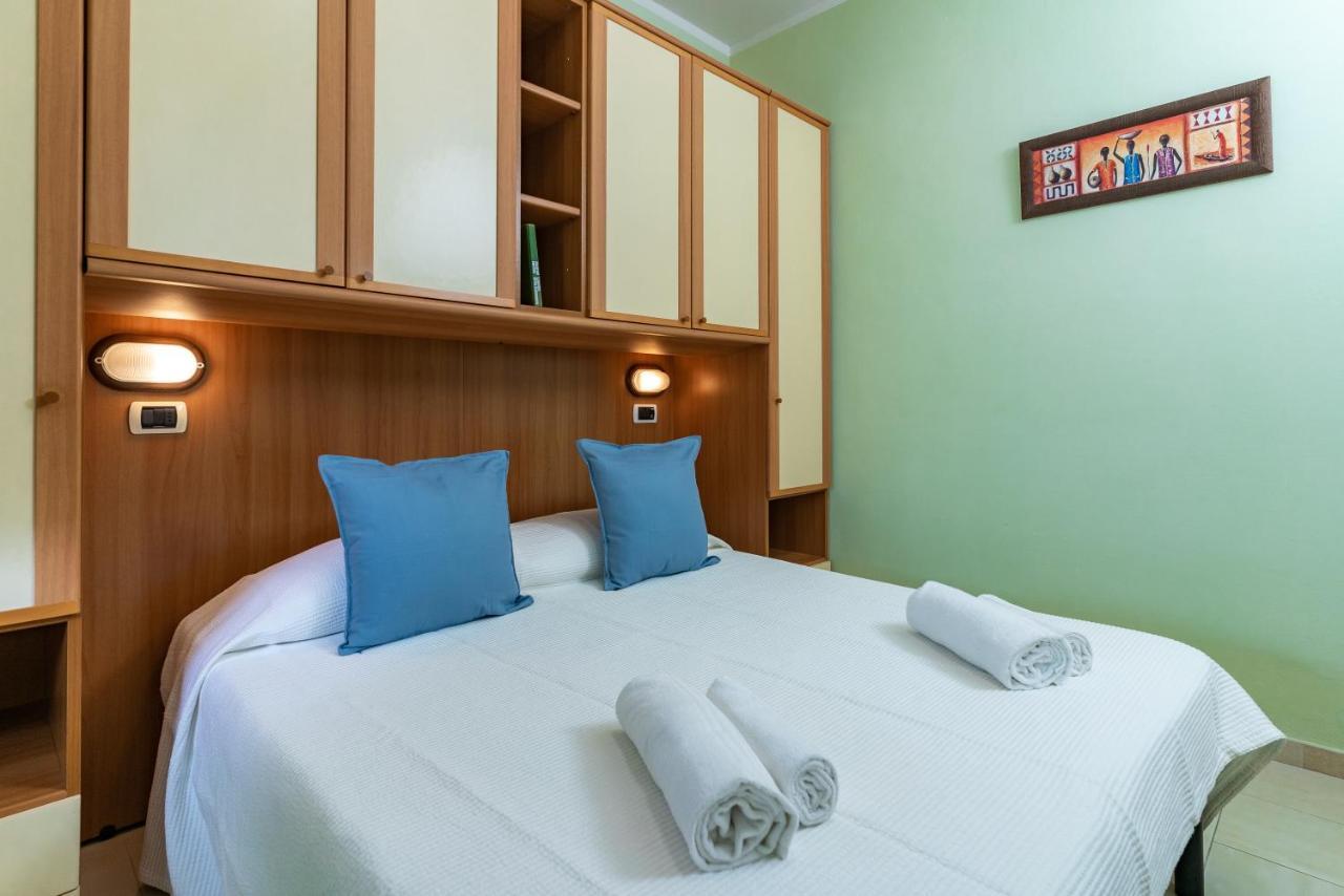 Hotel Greta B&B Rimini Kültér fotó