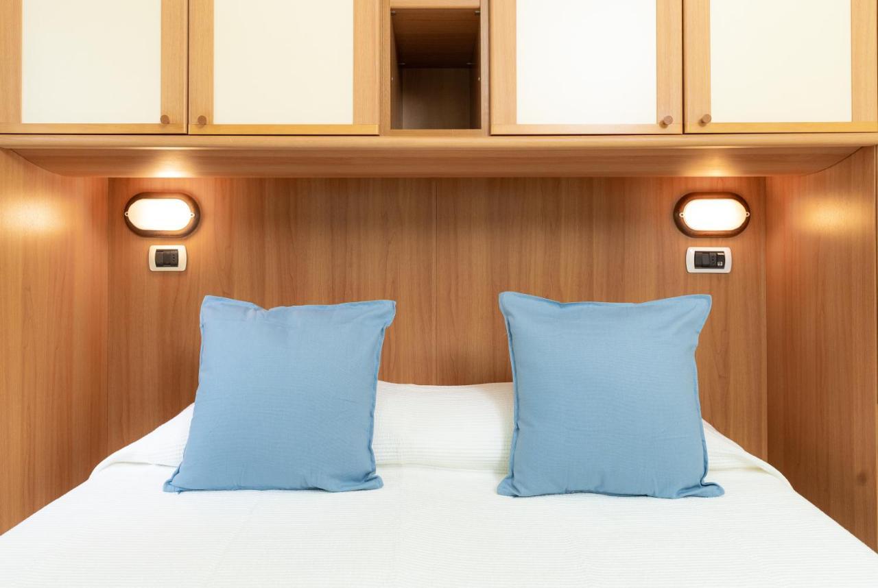 Hotel Greta B&B Rimini Kültér fotó