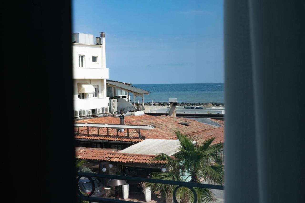 Hotel Greta B&B Rimini Kültér fotó