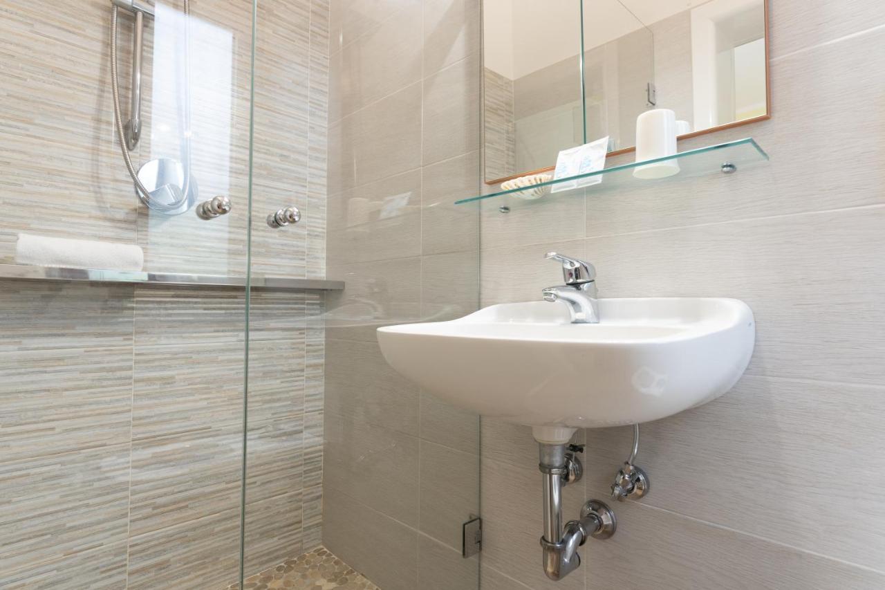 Hotel Greta B&B Rimini Kültér fotó